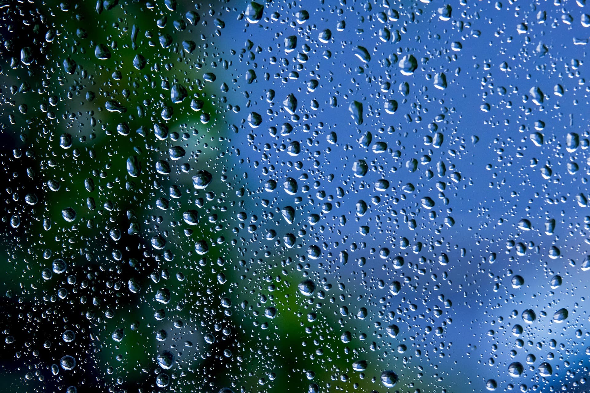 How to stop condensation on windows in winter (London)