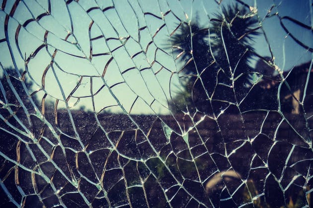 How to Board Up a Broken Window Safely (Temporary Fix)